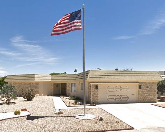 Commercial Grade 25 Foot Aluminum Flagpole 1