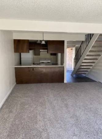 $1400.00 / 2br - 900ft2 - 2 Bedroom 1 1/2 Bath near SaveMart Shopping Center & Costco63972383411459124