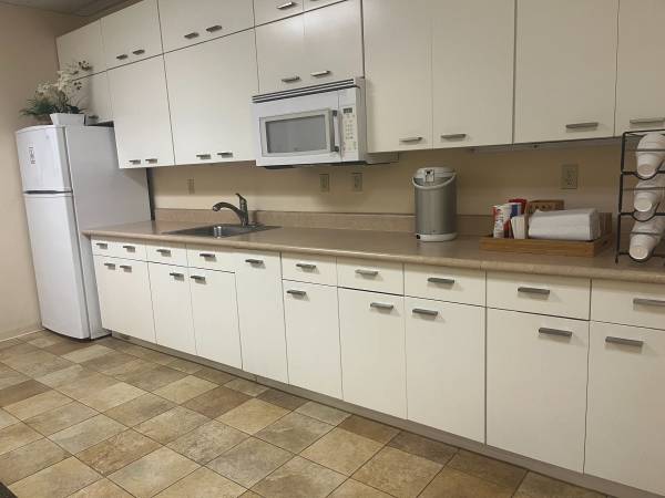 $689 / 120ft2 - PRIVATE TREATMENT ROOM FOR PRACTICING HEALTHCARE CLINICIANS. (San Diego)63819410759683123