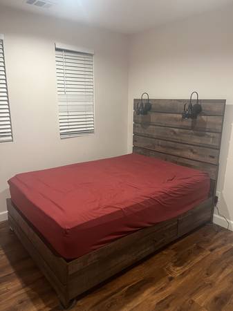 Looking for Roommate in 4BD/3BA Shared Home :) - $1050 1