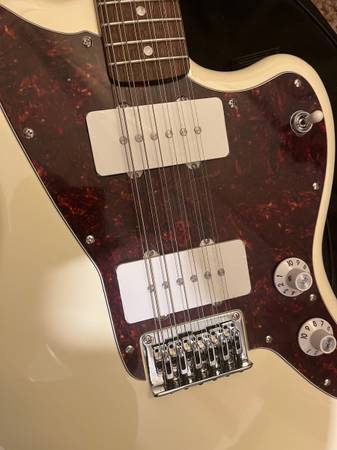 Fender Squier Paranormal Jazzmaster XII - Like new 1