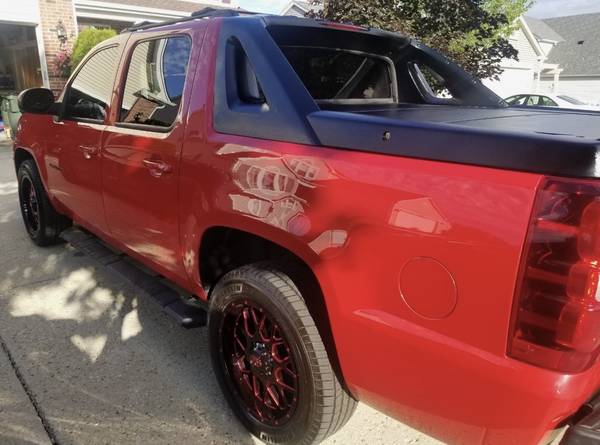 avalanche 2011 - $19,800 (Corpus christi)63617086645123123