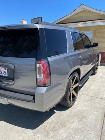 2019 GMC Yukon Family SUV - $29,500 (campbell)63470954142593122
