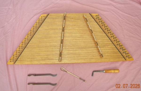 DULCIMER 1