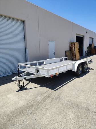 Carson Flatbed Trailer 16' x 77" 1