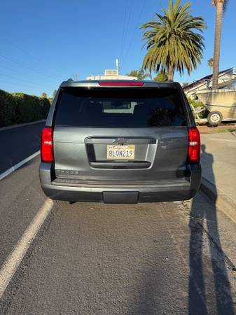 CHEVY TAHOE 4x4 - $31,000 (novato)63473132656001122