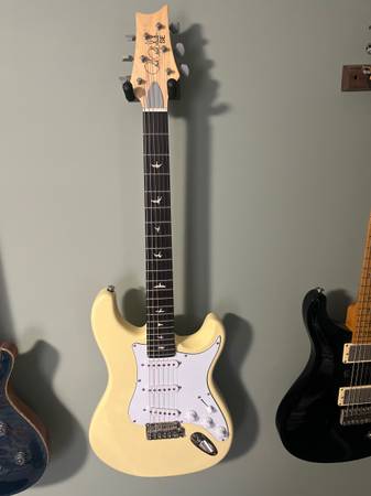 2024 PRS  SE Silver Sky 1