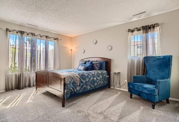 $1,429 / 2br - 1065ft2 - Playground, Grill, Washer/Dryer, Refrigerator63686797668353123