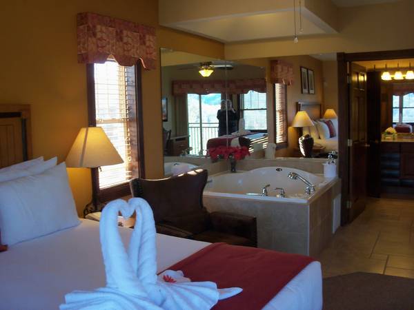 $12,500 / 3br - 2052ft2 - Timeshare - Westgate Smoky Mountain Resort & Water Park (Gatlinburg, TN)63813312150017123