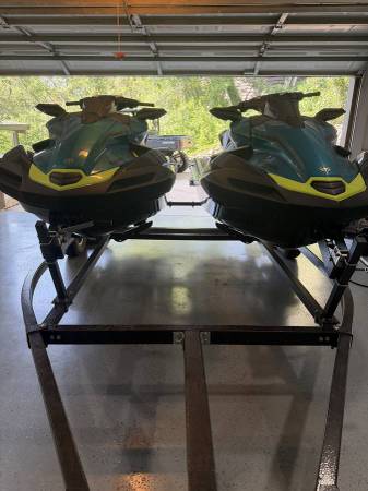 Get out on the Lake this Summer! $400-600 a day 1