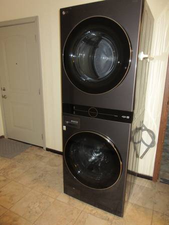 Washer/Dryer 1