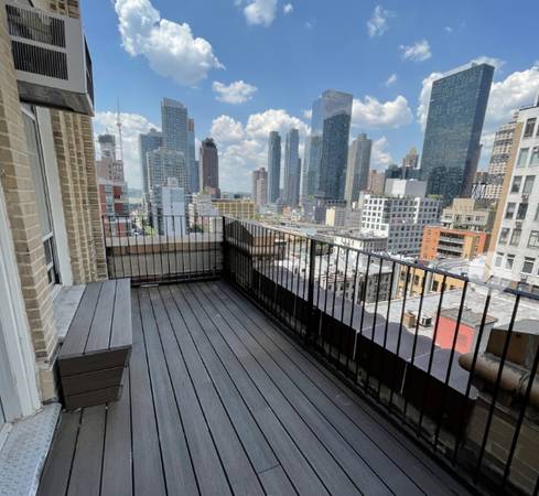 $7,100 / 2800ft2 - Sin comisión, loft luminoso con pisos de madera y fregadero/deck común en azotea (Midtown)63684762891009122