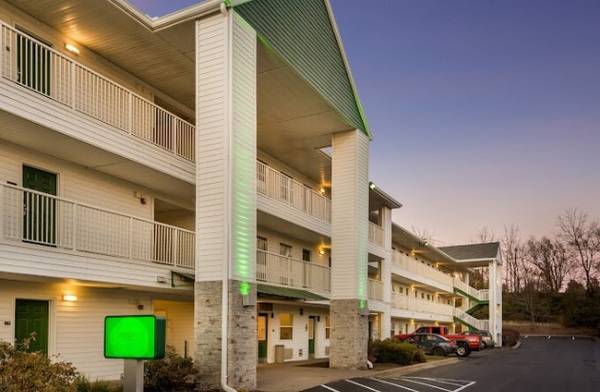 Exclusive Offer: Short-Term Stays with No Strings Attached! 1