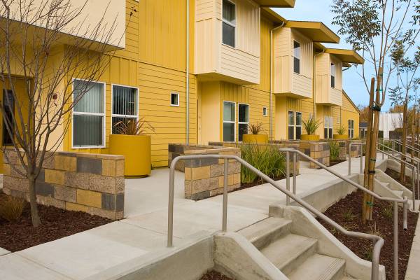 $489 / 430ft2 - Magnolia Court (Manteca)63970306029058122