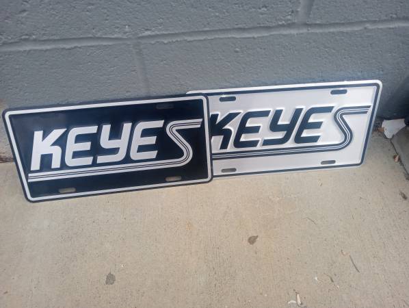 Keyes Dealer plates 1