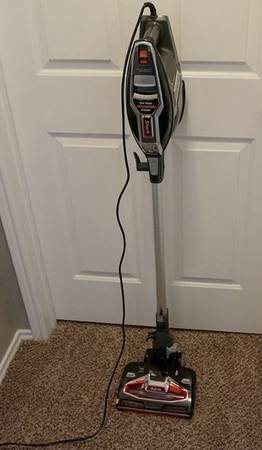 Shark M-Zero Deluxe Bagless Corded Stick Vacuum Cleaner (MINT) 1