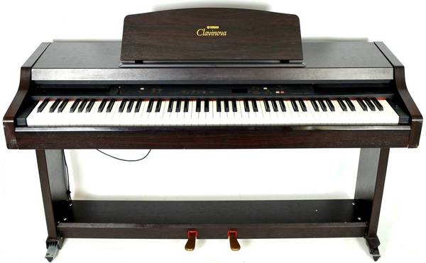 🎹 Yamaha Clavinova CLP-820 Digital Piano – Excellent used Condition 1