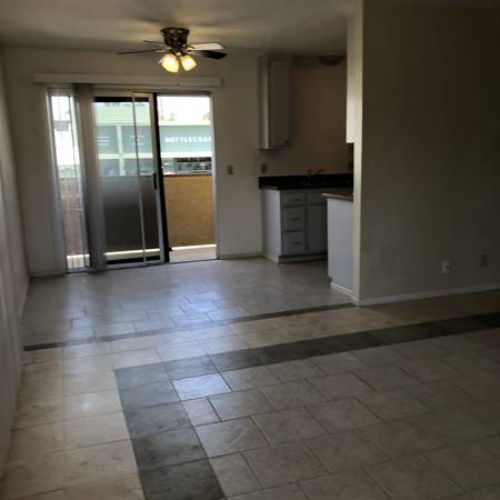 $3.150 / 2 dormitorios - Condominio cerca de la playa de Oceanside (Oceanside)