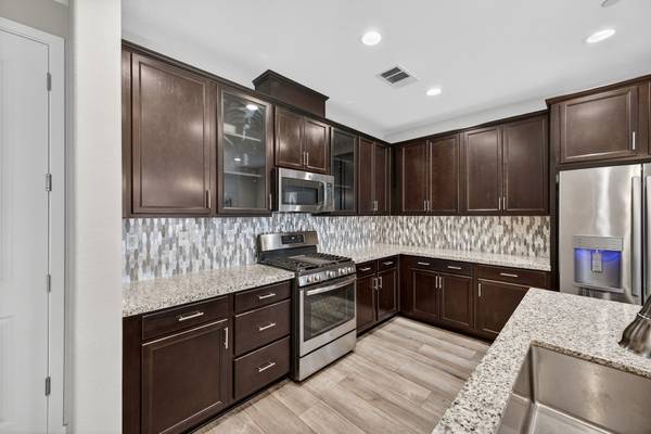 $3,495 / 3br - 2089ft2 - Casa unifamiliar nueva en Hollister (hollister)63671973632641123