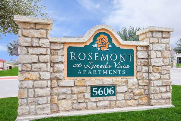 $1,054 / 2br - 960ft2 - Rosemont at Laredo Vista (Laredo)63662019132675120