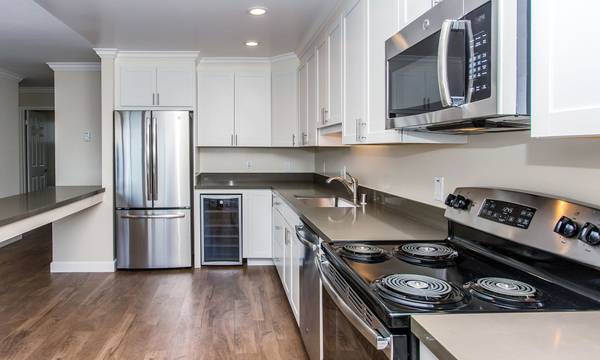$2,969 / 1br - 687ft2 - 1/bd 1/ba, Crystal Swimming Pool, Located in Foster City (foster city)63657964543617120