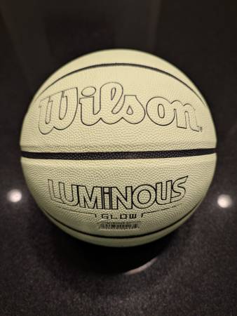 Wilson Glow Basketball 1