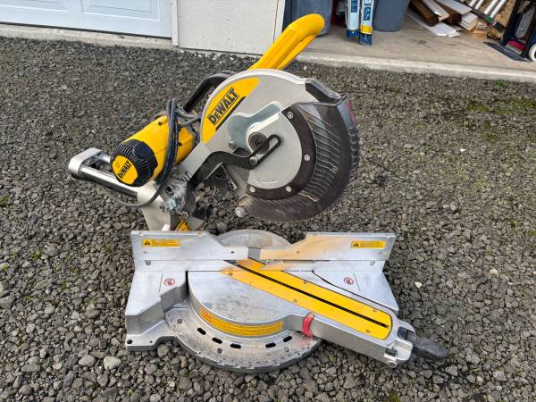 Dewalt 12” miter saw 1