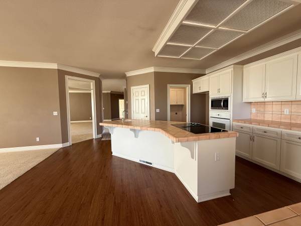 $2,800 / 4br - 2700ft2 - Home for Rent on West Side (Redding)63972527740162124
