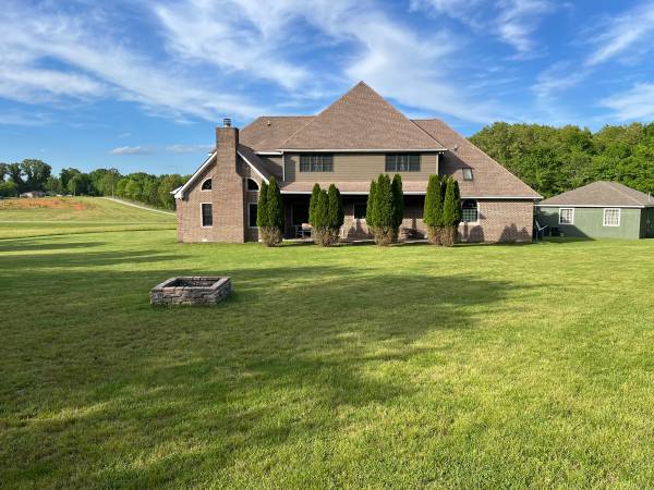 $994,000 / 6000ft2 - Beautiful home former recording studio63680301080961123