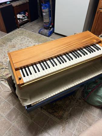 Hohner combo pianet 1