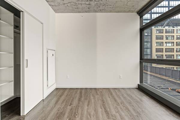 $2,318 / 1br - Luxury 1 Bedroom in South Loop's Trendy Printer's Row - W/D in unit! (South Loop)63781678257667123