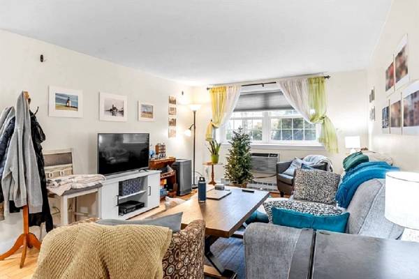 $560 / 1br - AMPLIA HABITACIÓN PRINCIPAL CERCA DE COLORADO COLLEGE (Colorado Springs)63686672723329123
