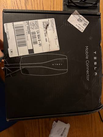 Tesla Mobile Charging Connector 1