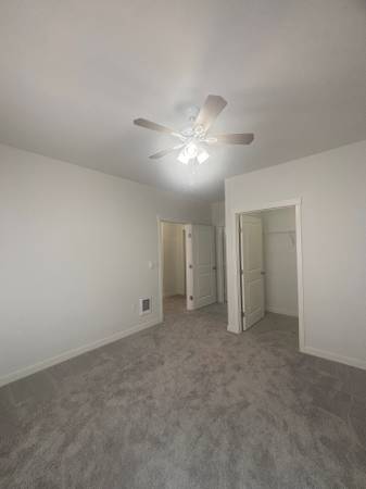 $1,925 / 2br - 896ft2 - This Could Be Your Dream Home! a 2 Bedroom 1 Bath Just For You!🔑🚗🏡 (Lakewood)63934418897538124
