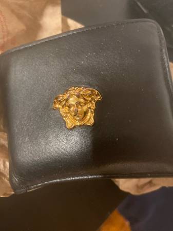 Wallet found near TV tower downtown 1