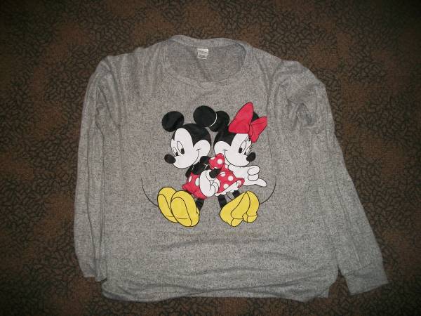 XL New Minnie and Mickey Mouse Shirt 1