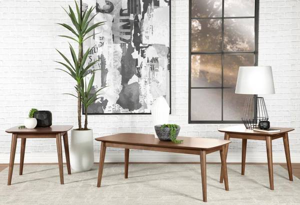 New Mid-Century Modern Coffee and End Table Set! 1