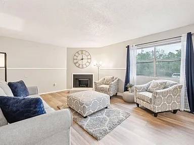 $1,100 / 1br - 650ft2 - In the heart of Texas64046031741569121