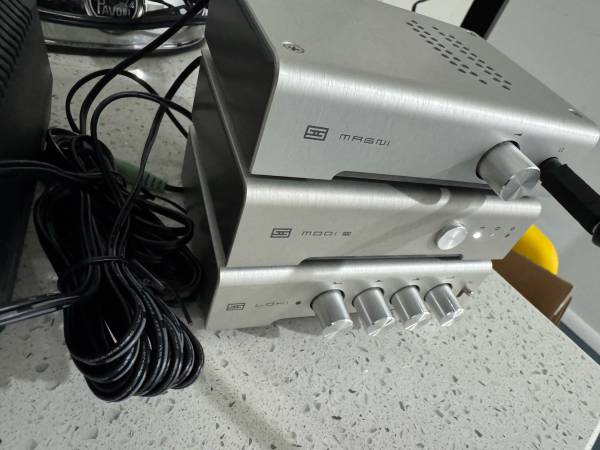 Schiit headphone amplifier stack 1