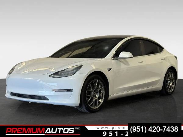 2018 Tesla Model 3 Long Range 1