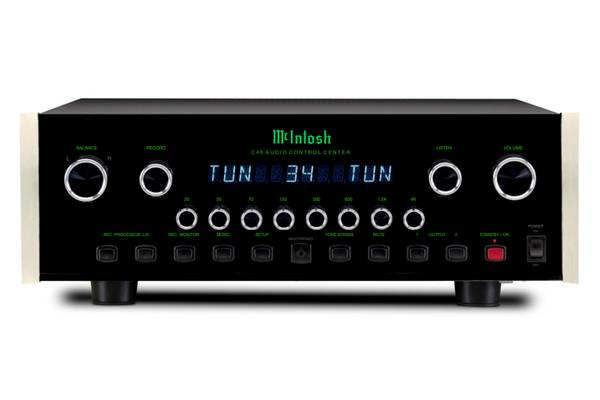 McIntosh C46 2-Channel Solid State Audio Control Center Pre-Amplifier 1