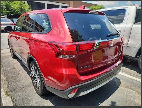 Mejor Mitsubishi Outlander ES 2018 en venta - $8,035 (Bronx)63654710078851123