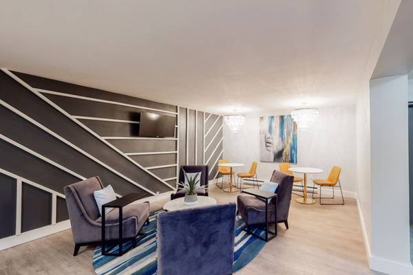 On-Site Maintenance, Smoke-Free Building 1