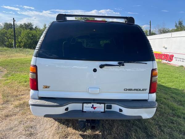 2003 Chevrolet Suburban Z71 1500 4WD 3 Lift BFG KO3s - $8,970 (New Braunfels)63439388478209124