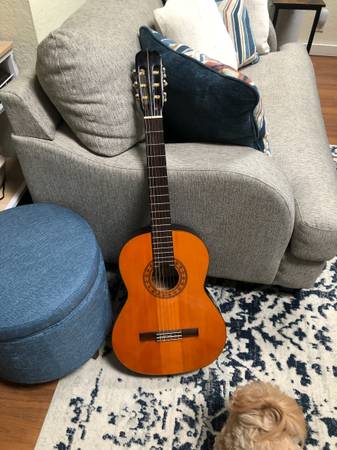 Ventura Classical Guitar - Perfect Condition 1
