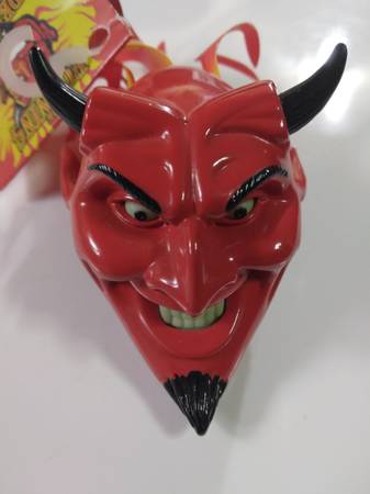 Burnco Burning Devil Antenna Topper 1