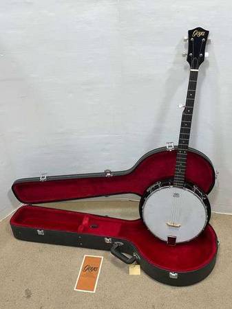 GOYA 5 STRING BANJO W/CASE 1
