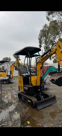 2025 Mini Excavator AGT H12 skid steer loader excavator 1