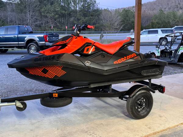 Venta de camiones, SUV y embarcaciones / Guntersville Alabama - $7500.00 (Guntersville Alabama)63624908782851122
