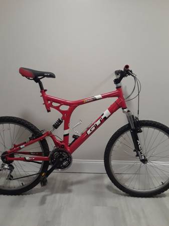GT Drive 6.0 mountain bike 1